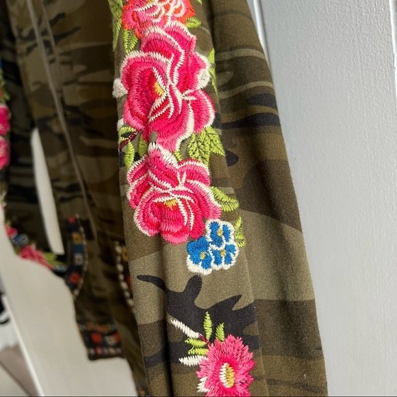 Johnny Was Camo Green Rina Raglan Hoodie Jacket - Picture 5 of 13